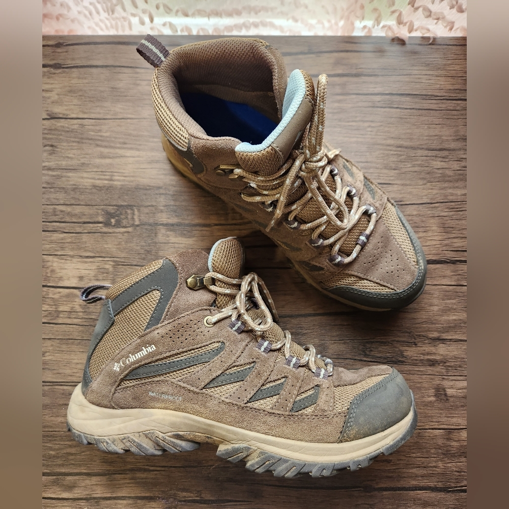 Columbia Hiking Shoes